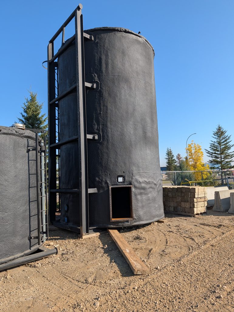 400 bbl DW Tank w/Vault - OTG - On The Ground Oilfield Equipment