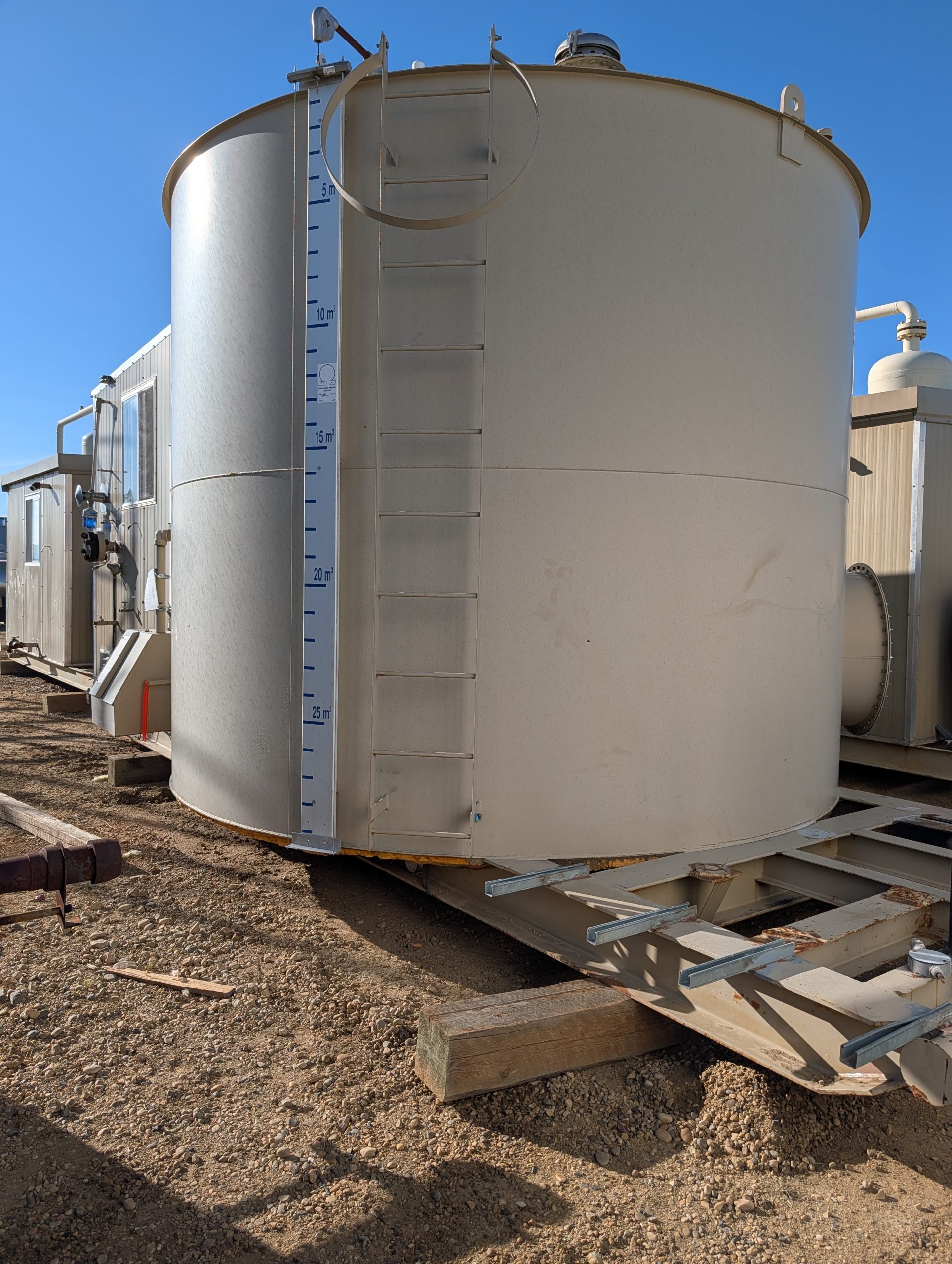 16 x 7 1440 psi UltraFab Sep cw 100 BBL DW Tank - Image 8